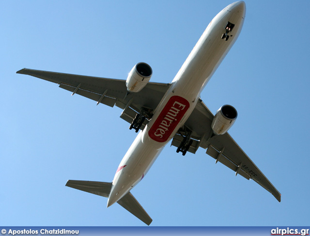 A6-ECC, Boeing 777-300ER, Emirates