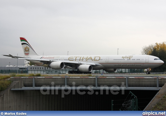 A6-EHH, Airbus A340-600, Etihad Airways