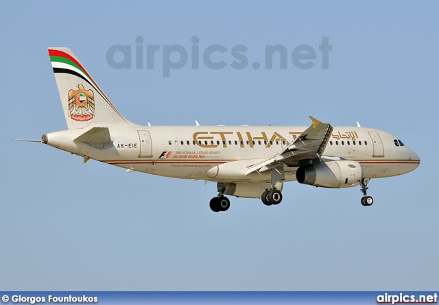 A6-EIE, Airbus A319-100LR, Etihad Airways