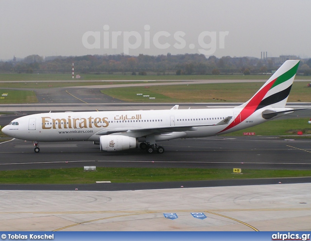 A6-EKU, Airbus A330-200, Emirates