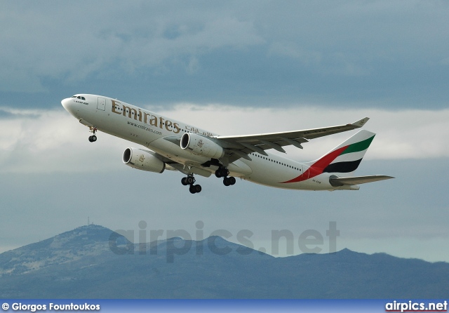 A6-EKW, Airbus A330-200, Emirates