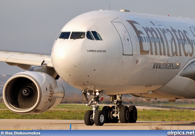 A6-EKY, Airbus A330-200, Emirates