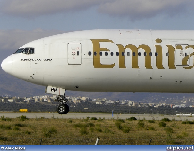 A6-EMM, Boeing 777-300, Emirates