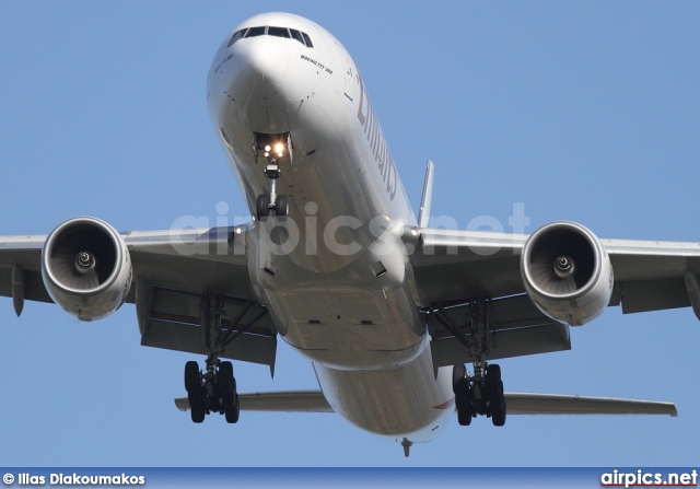 A6-EMP, Boeing 777-300, Emirates