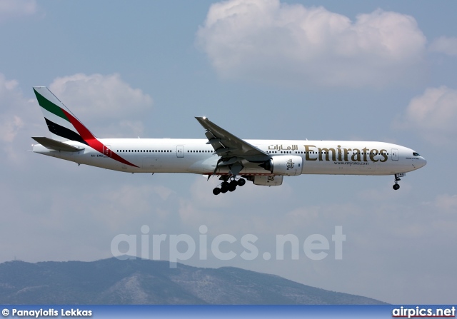 A6-EMQ, Boeing 777-300, Emirates