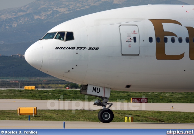 A6-EMU, Boeing 777-300, Emirates