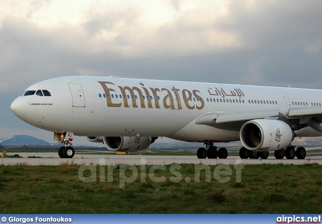 A6-ERJ, Airbus A340-500, Emirates