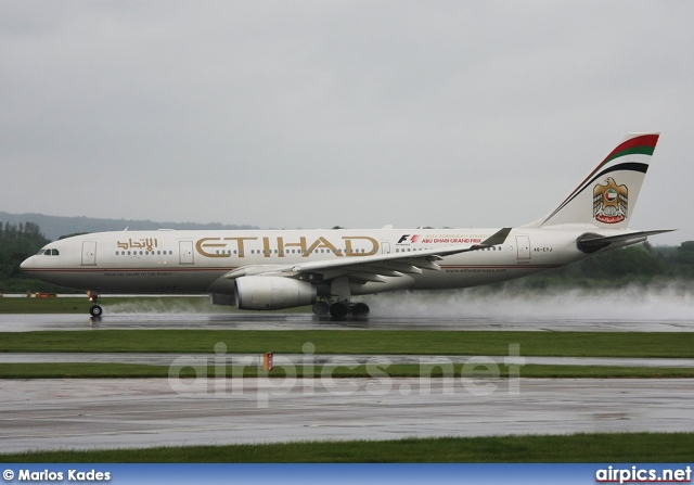 A6-EYJ, Airbus A330-200, Etihad Airways