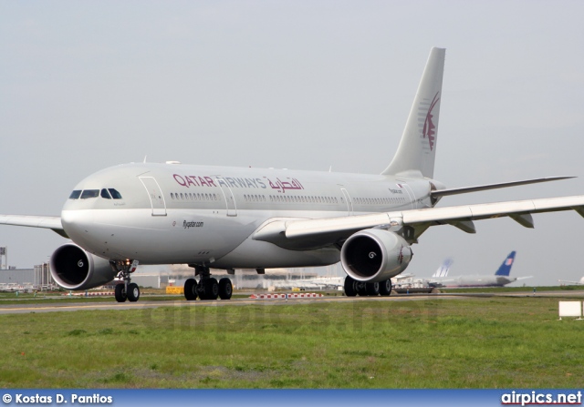 A7-ACC, Airbus A330-200, Qatar Airways