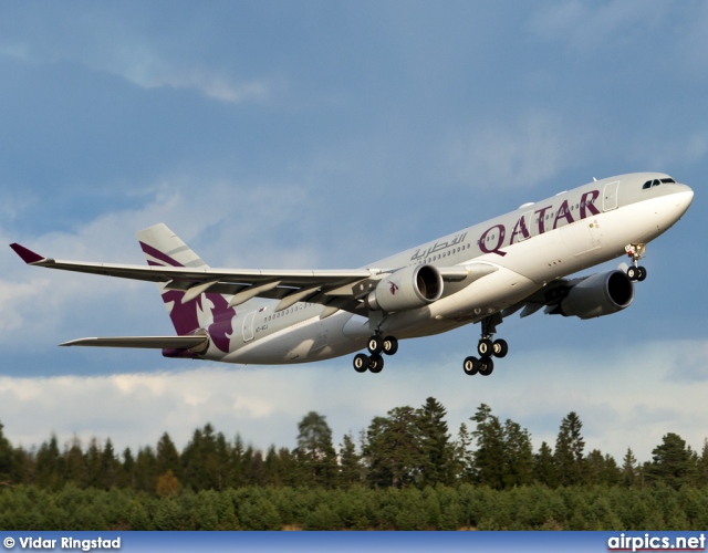 A7-ACJ, Airbus A330-200, Qatar Airways