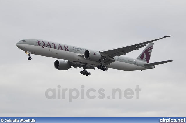 A7-BAM, Boeing 777-300ER, Qatar Airways