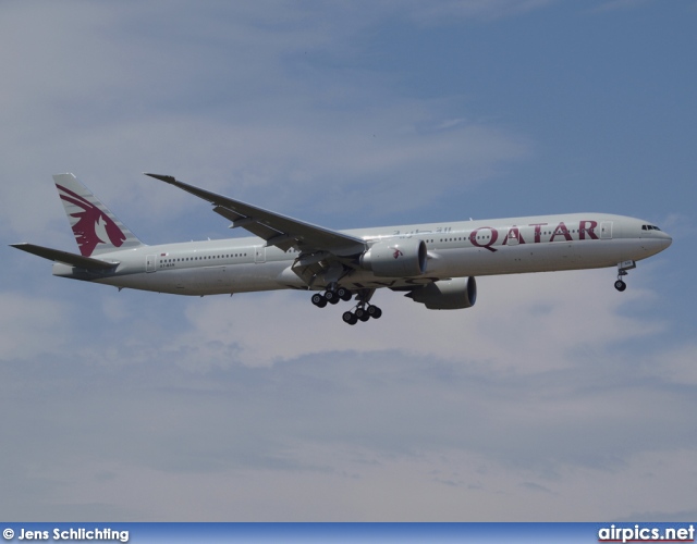 A7-BAN, Boeing 777-300ER, Qatar Airways