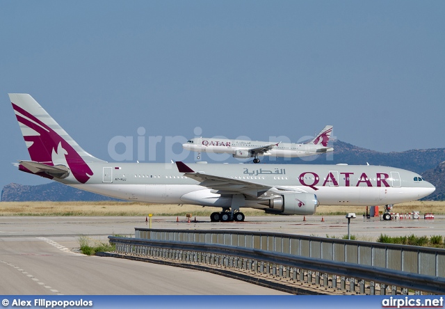 A7-HJJ, Airbus A330-200, Qatar Airways