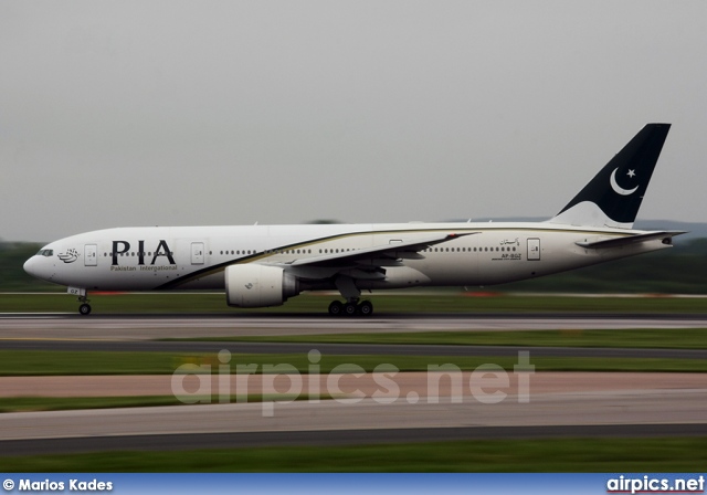 AP-BGZ, Boeing 777-200LR, Pakistan International Airlines (PIA)