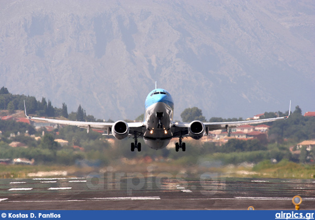 Boeing 737-800, Thomsonfly