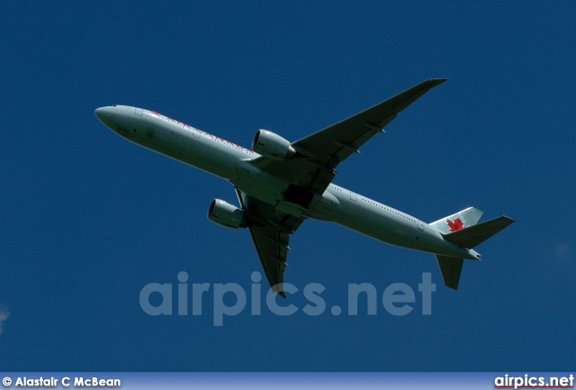 C-FITL, Boeing 777-300ER, Air Canada