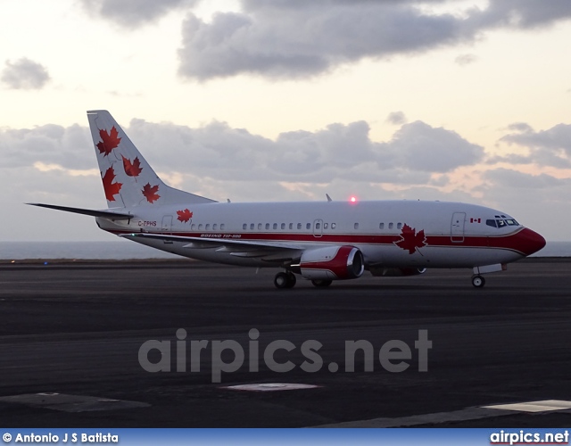 C-FPHS, Boeing 737-500, Untitled