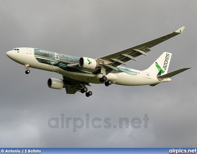 CS-TRY, Airbus A330-200, Azores Airlines