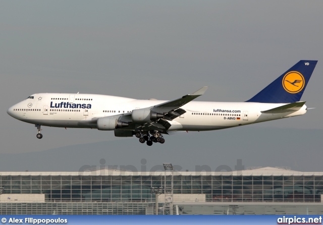 D-ABVD, Boeing 747-400, Lufthansa