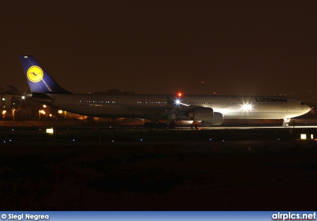 D-AIHW, Airbus A340-600, Lufthansa