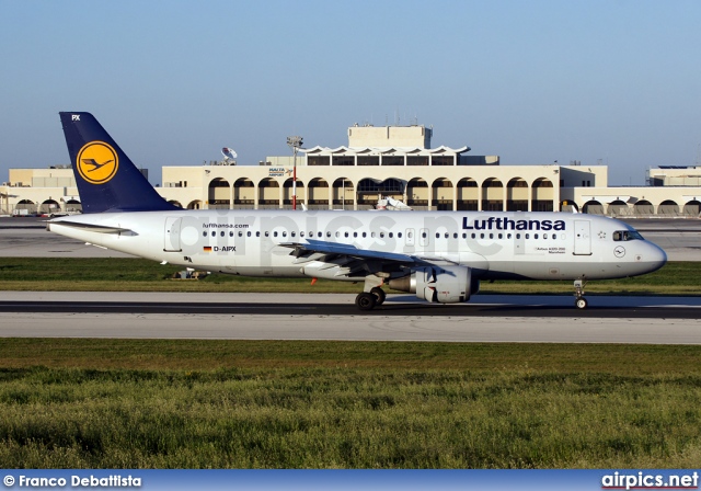 D-AIPX, Airbus A320-200, Lufthansa