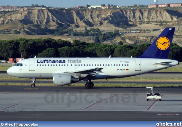 D-AKNF, Airbus A319-100, Lufthansa Italia