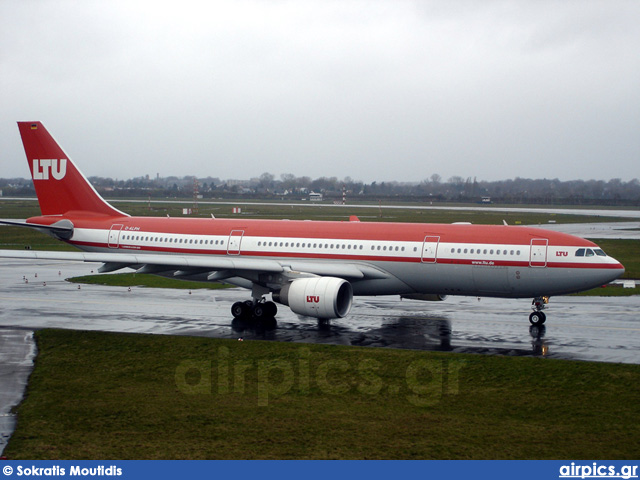 D-ALPH, Airbus A330-200, LTU International Airways