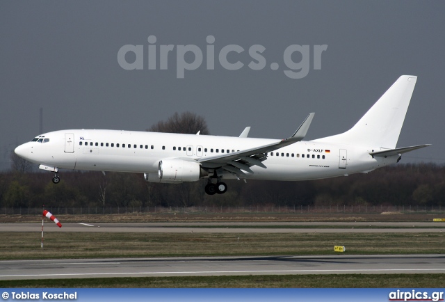 D-AXLF, Boeing 737-800, XL Airways Germany