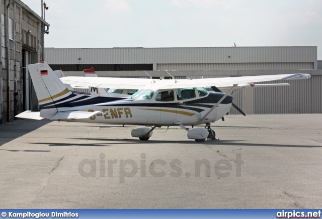 D-ENFR, Cessna 172P Skyhawk, Private