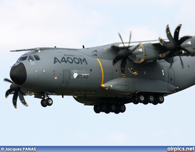 EC-404, Airbus A400M Grizzlly, Airbus Industrie