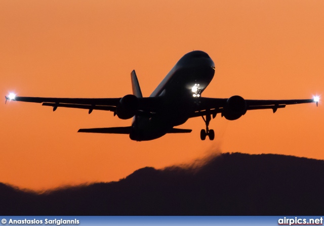 EC-HQJ, Airbus A320-200, Vueling