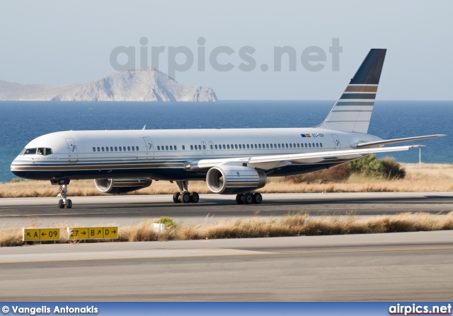 EC-ISY, Boeing 757-200, Privilege Style