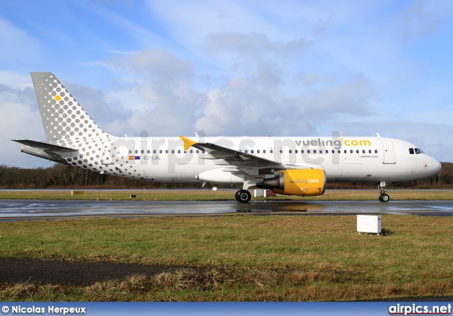EC-LML, Airbus A320-200, Vueling