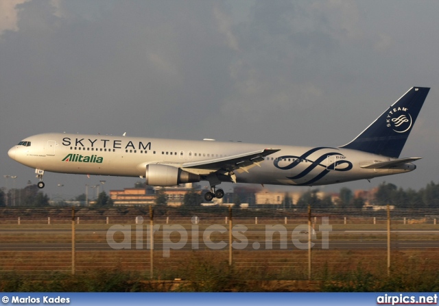 EI-DBP, Boeing 767-300ER, Alitalia