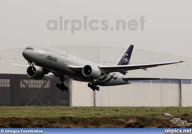 EI-DDH, Boeing 777-200ER, Alitalia