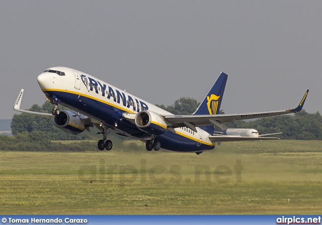 EI-DHW, Boeing 737-800, Ryanair