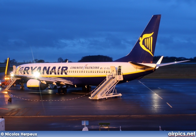 EI-DLL, Boeing 737-800, Ryanair