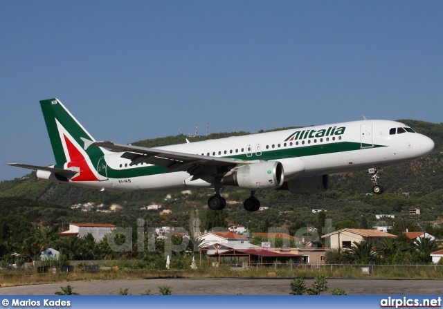 EI-IKB, Airbus A320-200, Alitalia