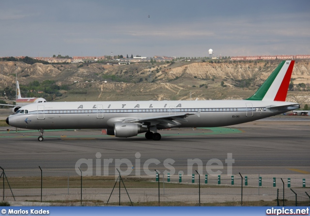 EI-IXI, Airbus A321-100, Alitalia