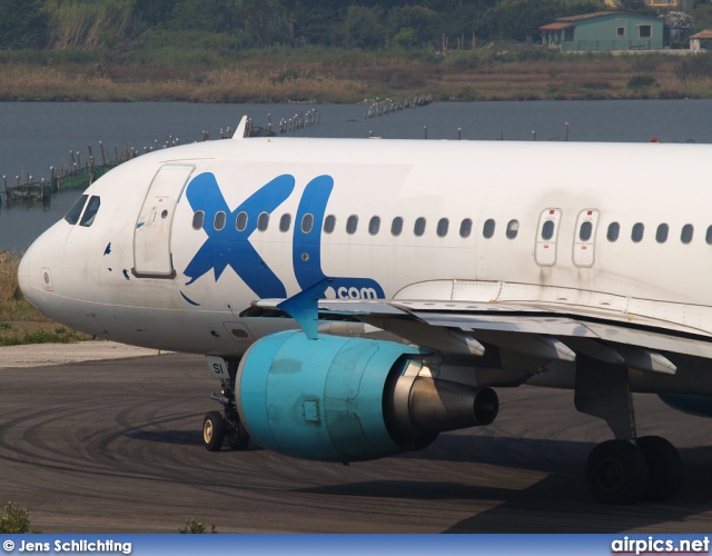 F-GRSI, Airbus A320-200, XL Airways France