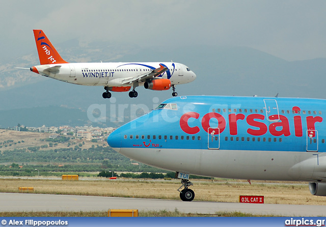 F-GTUI, Boeing 747-400, Corsair