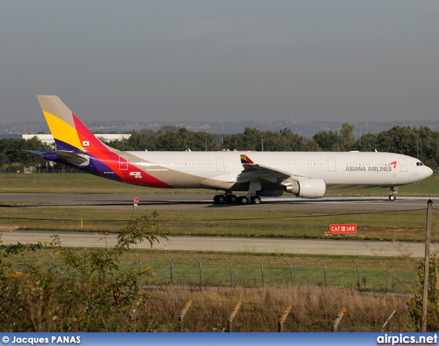 F-WWCY, Airbus A330-300, Asiana Airlines