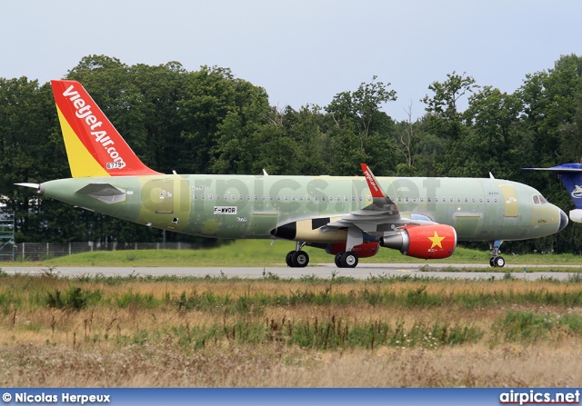 F-WWDR, Airbus A320-200, VietJetAir