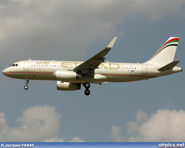 F-WWDT, Airbus A320-200, Etihad Airways