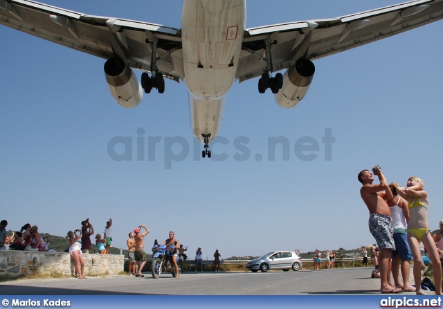 G-BYAX, Boeing 757-200, Thomsonfly