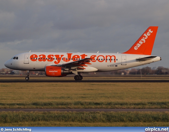 G-EZDC, Airbus A319-100, easyJet