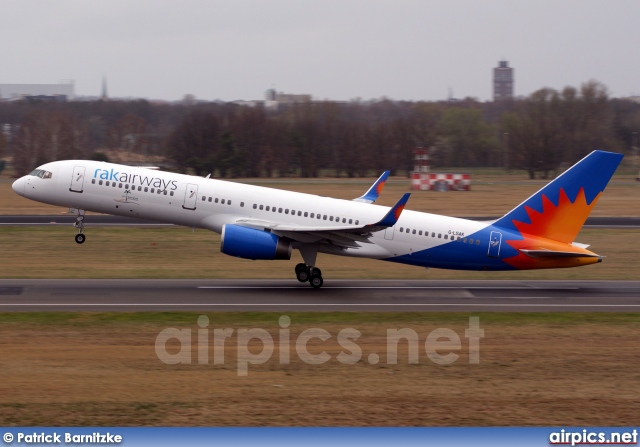 G-LSAK, Boeing 757-200, Jet2.com