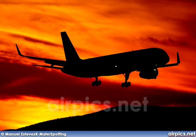 G-OOBH, Boeing 757-200, Thomson Airways