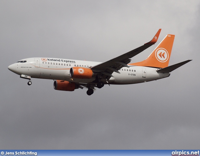 G-STRN, Boeing 737-700, Iceland Express