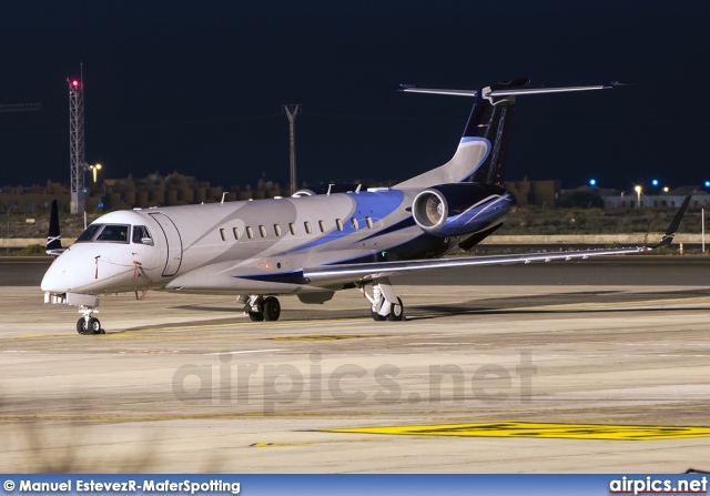 G-THFC, Embraer ERJ-135BJ Legacy, London Executive Aviation